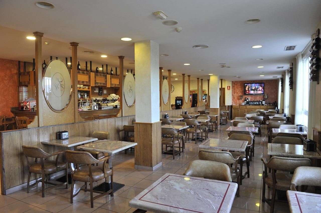 Hotel Lozano Antequera Exterior photo